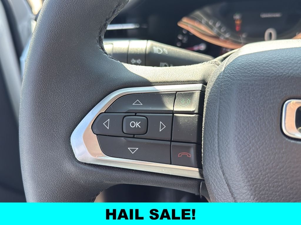 Used 2023 White Jeep Limited image 9