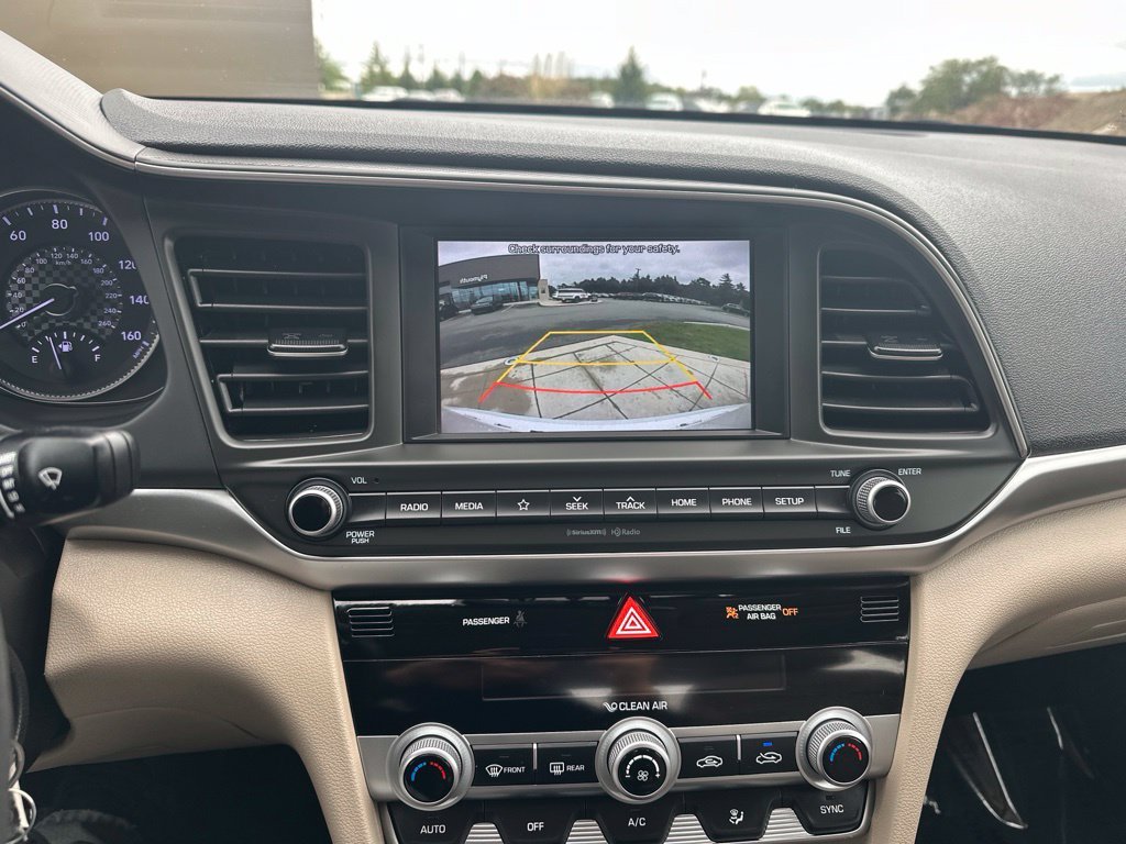 2020 Hyundai Elantra SEL - Photo 17