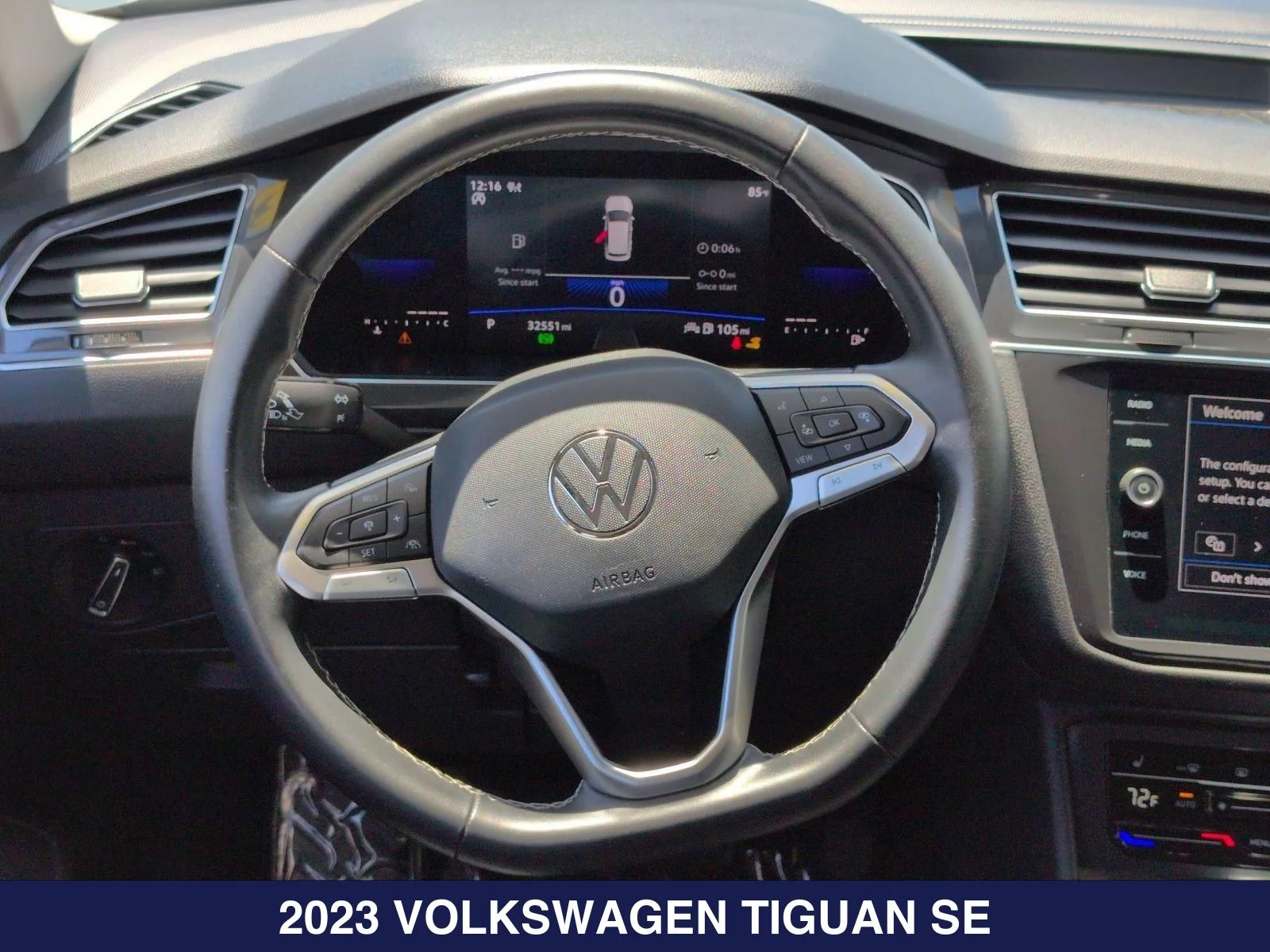 Used 2023 White Volkswagen 2.0T SE image 12