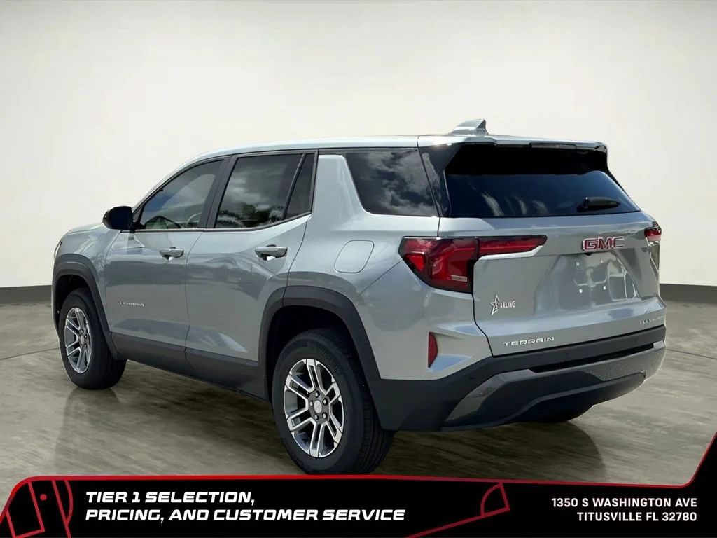 New 2026 Sterling Metallic GMC Elevation image 4