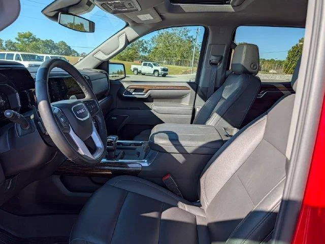 Used 2026 Cardinal Red GMC Elevation image 9