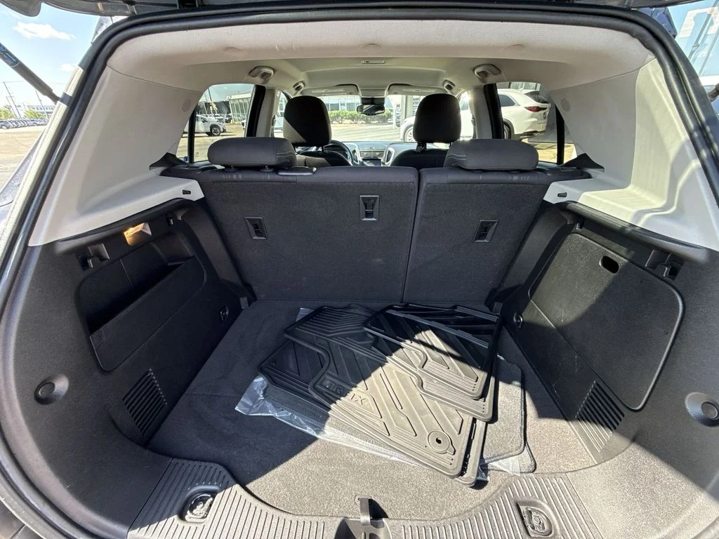 Used 2016 Gray Chevrolet LT image 23