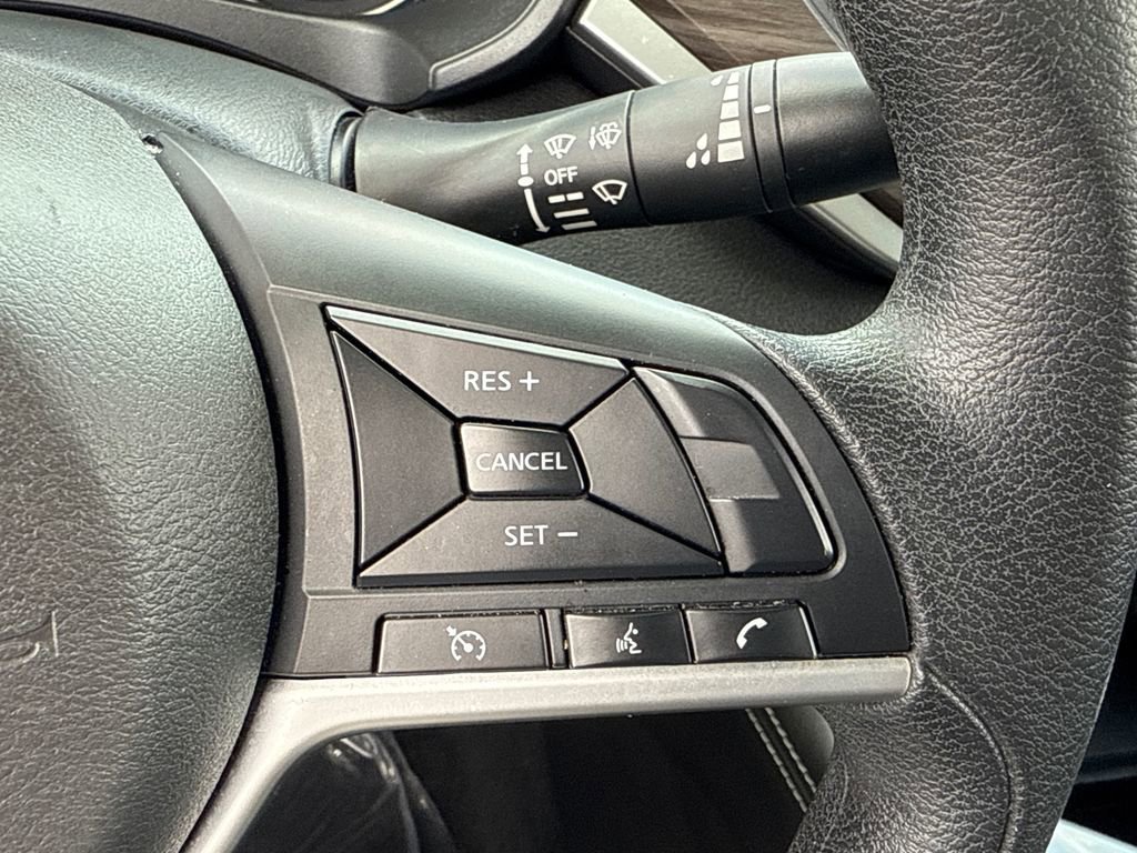 Used 2023 Black Nissan 2.5 SV image 31