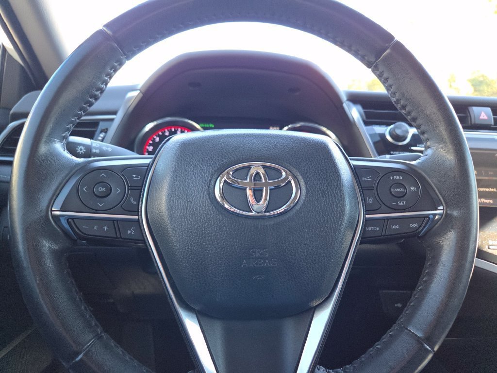 Used 2020 Wind Chill Pearl Toyota XSE V6 image 34