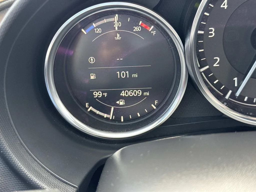 Used 2018 Red Mazda Club image 25