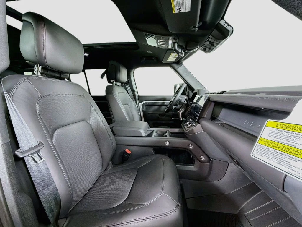 New 2026 Borasco Grey Land Rover X-Dynamic SE image 30