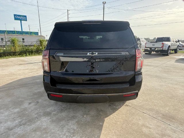Used 2021 Black Chevrolet Z71 image 4