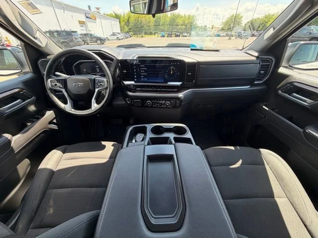 Used 2025 Summit White Chevrolet LT Trail Boss image 9