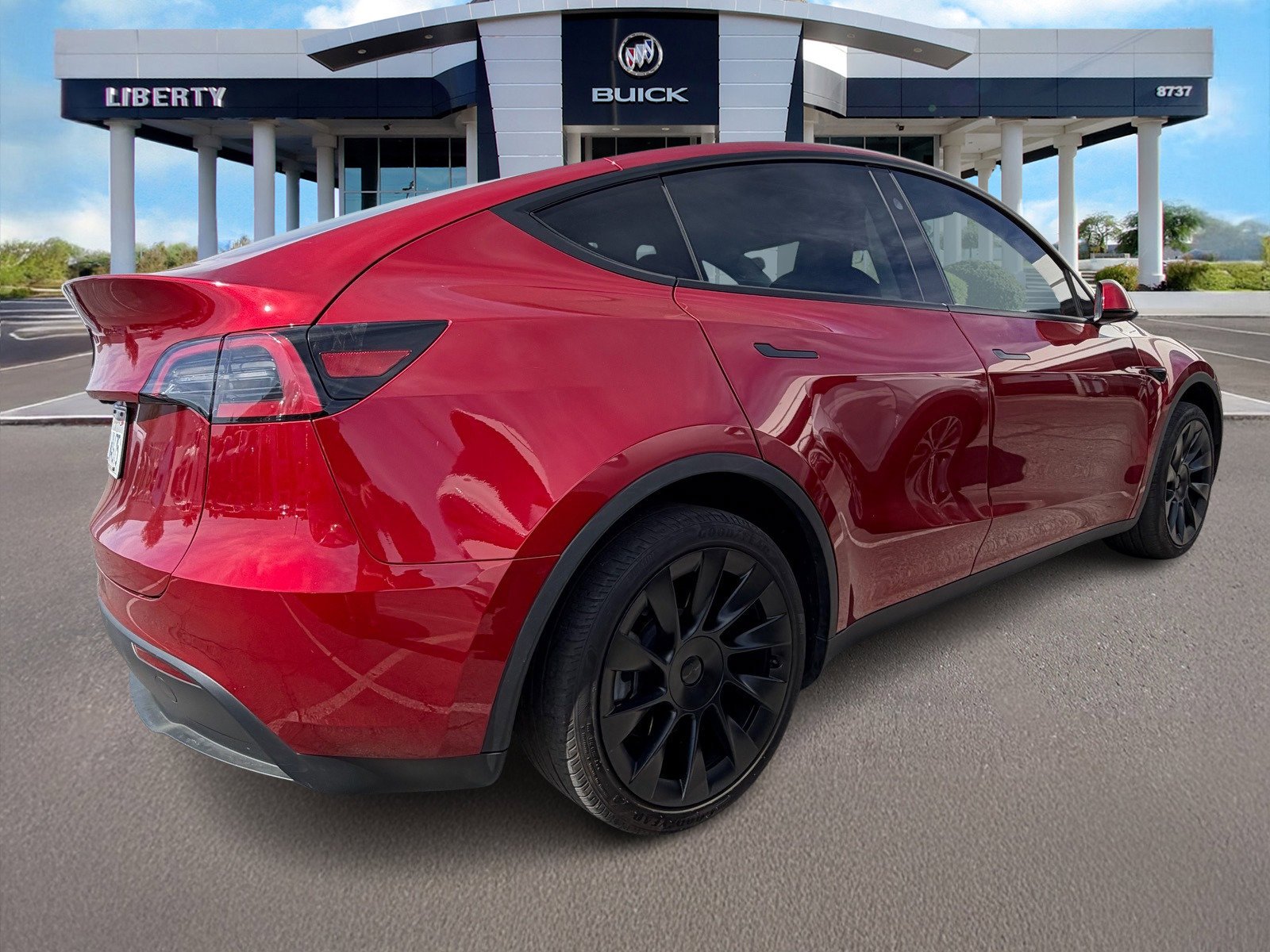 Used 2024 Tesla Model Y Long Range with VIN 7SAYGDED2RF050952 for sale in Peoria, AZ