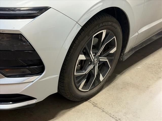Used 2024 Silver Hyundai SEL image 25