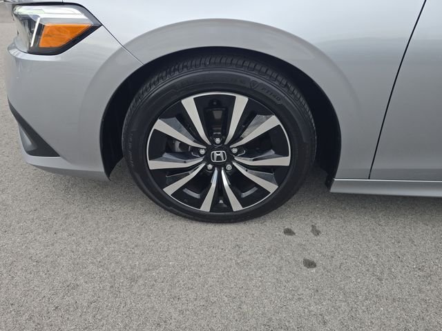 Used 2024 Silver Honda EX image 10