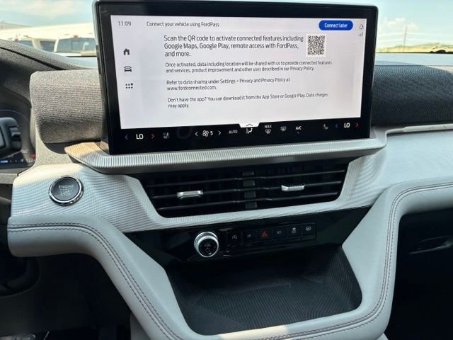 New 2026 Star White Metallic Tri-Coat Ford Active image 28