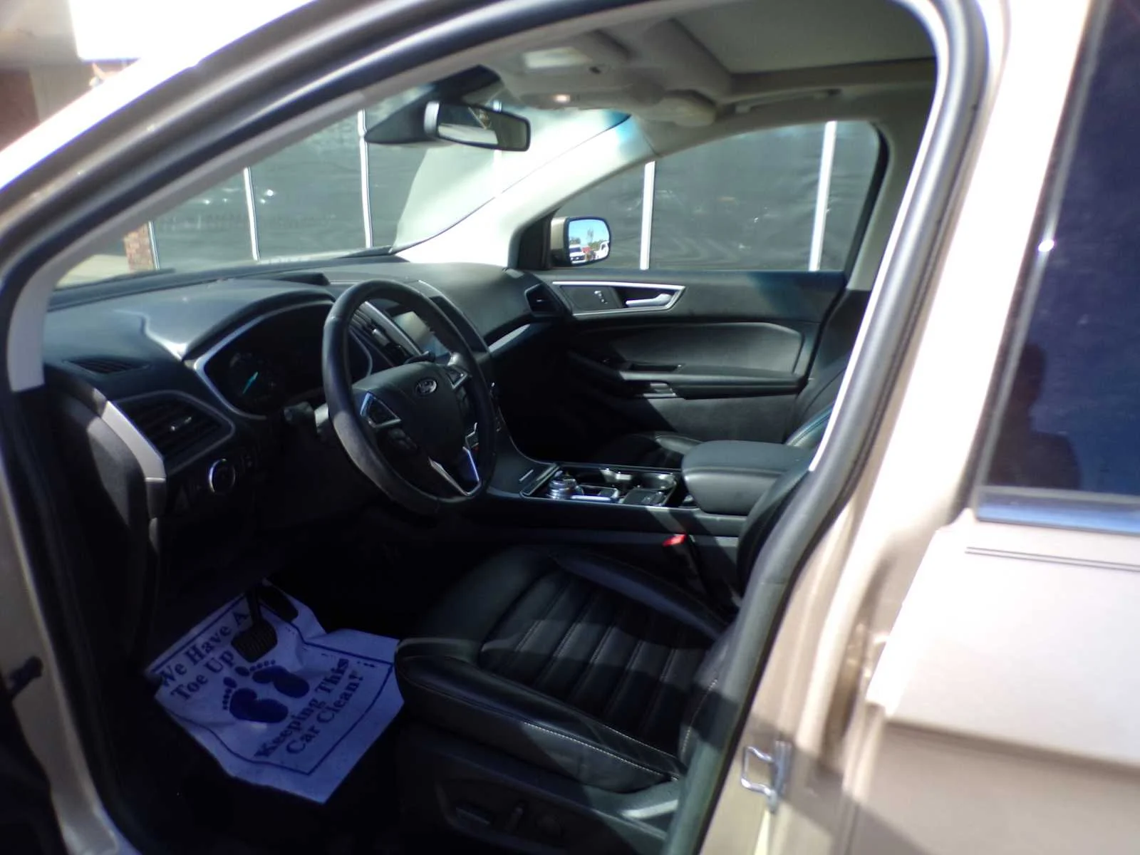Used 2020 Desert Gold Metallic Ford SEL image 16
