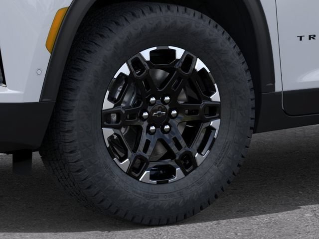 New 2027 Polar White Tricoat Chevrolet Z71 image 9