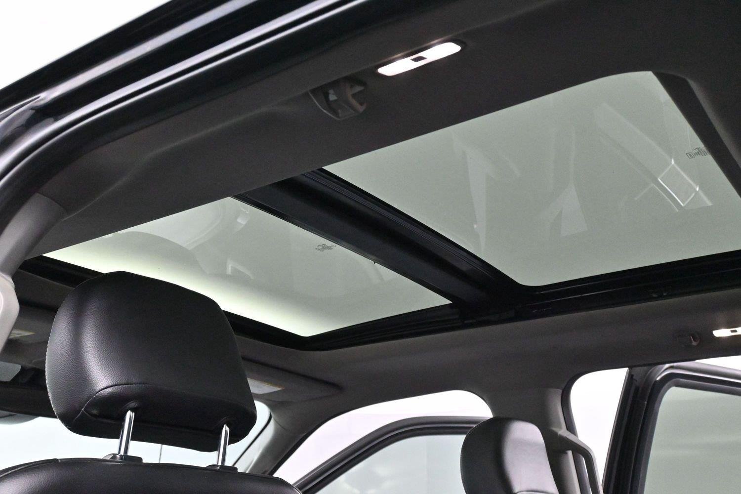 Used 2019 Agate Black Ford LARIAT image 34