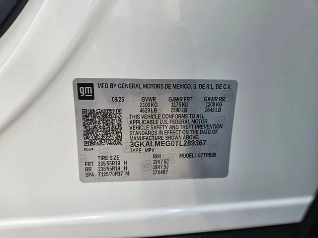 New 2026 Summit White GMC Elevation image 30