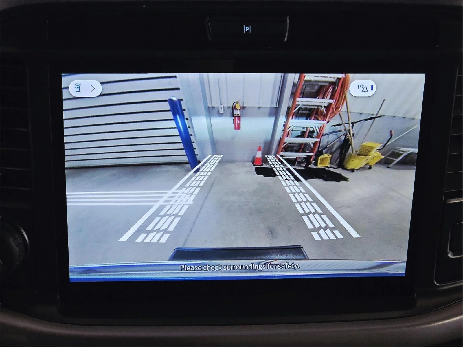 Used 2025 Atlas Blue FORD XLT image 38
