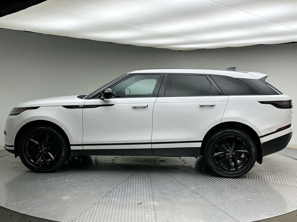 New 2026 Fuji White Land Rover S image 2