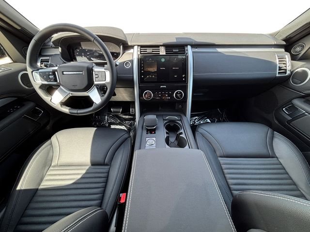Certified Used 2025 Gray Land Rover Dynamic SE image 12