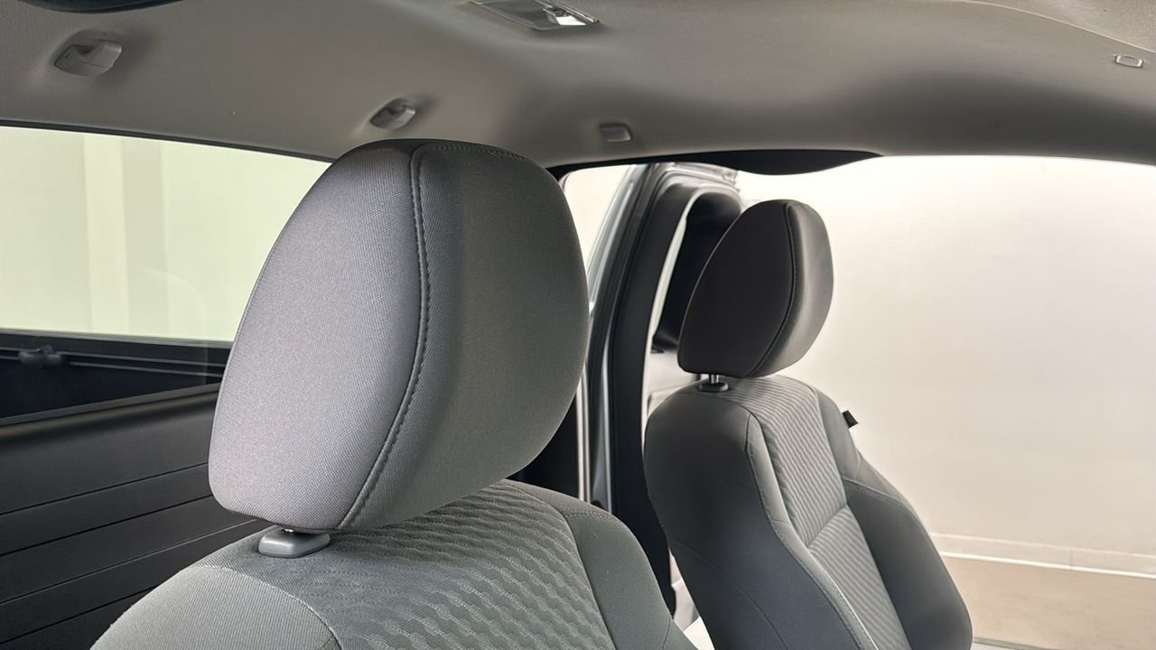 Used 2022 Silver Toyota SR image 19
