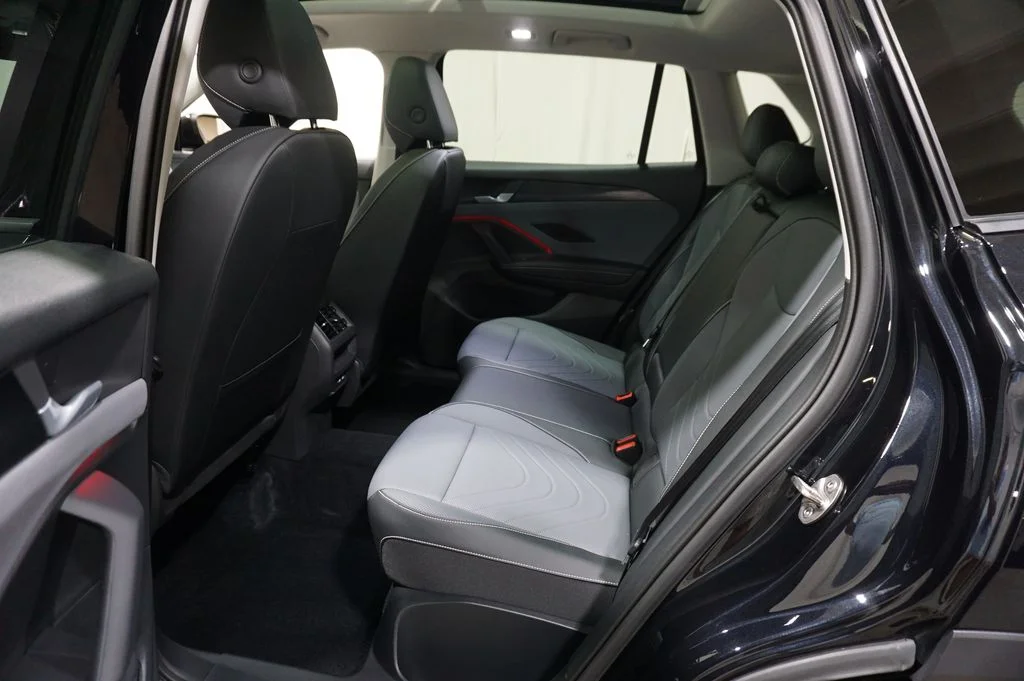 Certified Used 2025 Black Volkswagen 2.0T SE image 11