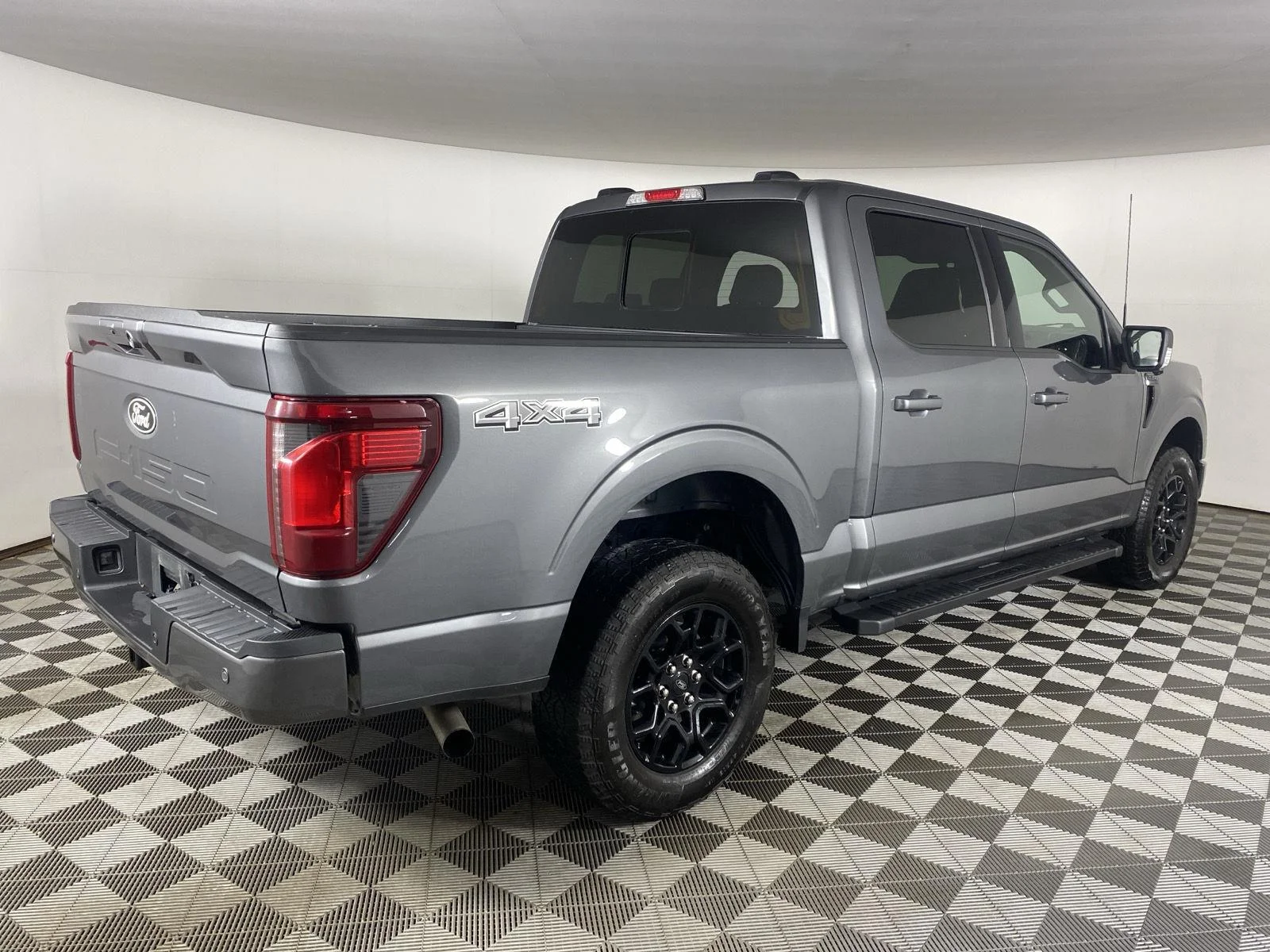 Used 2024 Carbonized Gray Ford XLT image 17