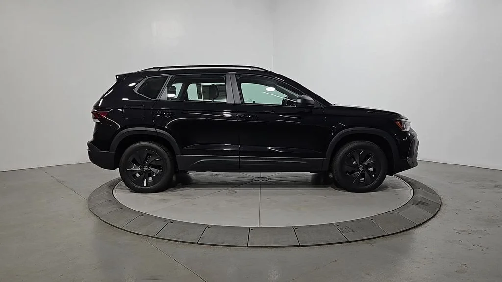 New 2026 Black Volkswagen 1.5T S image 6