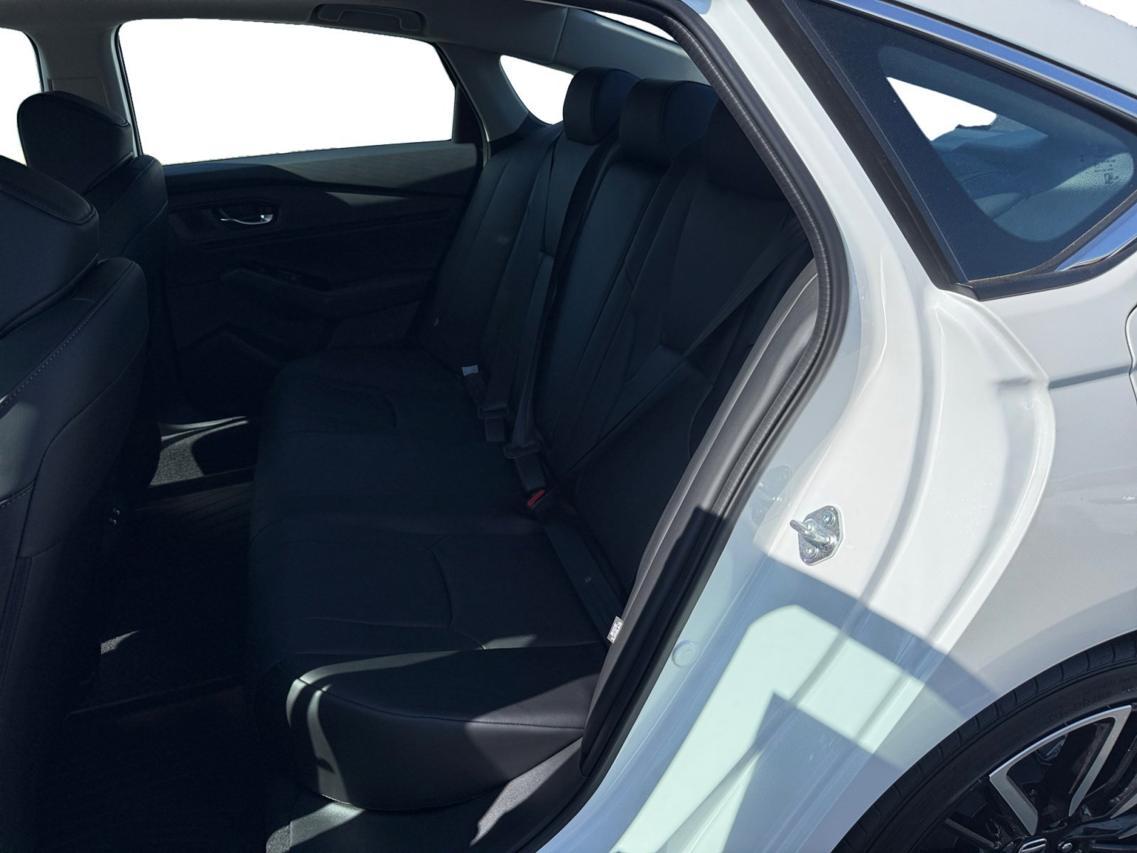New 2026 Platinum White Pearl Honda Touring image 16