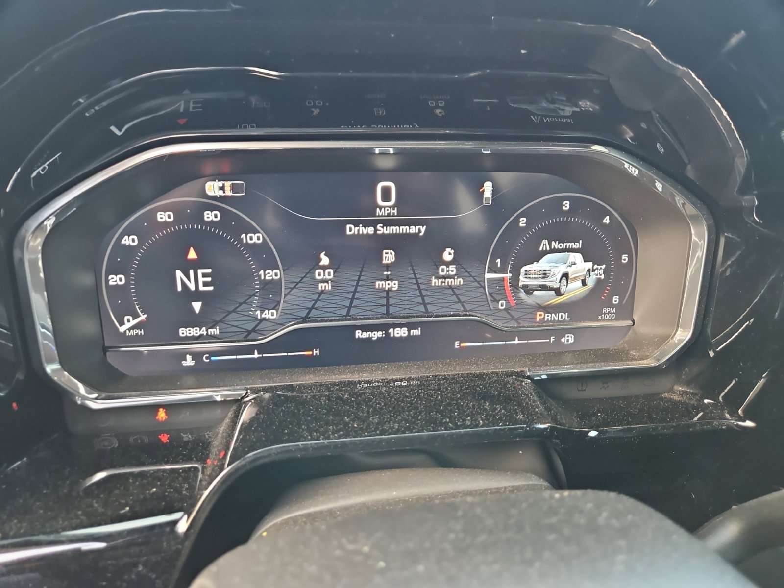 Used 2024 Titanium Rush Metallic GMC Elevation image 18