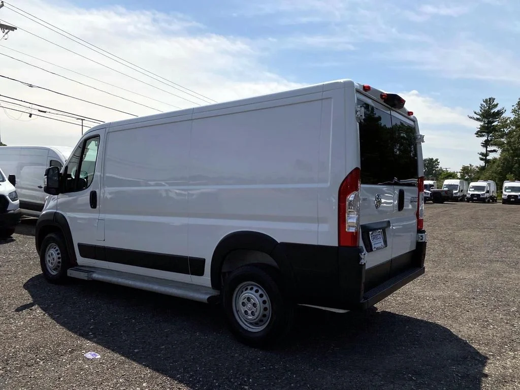 Used 2025 Bright White Clearcoat Ram  image 7