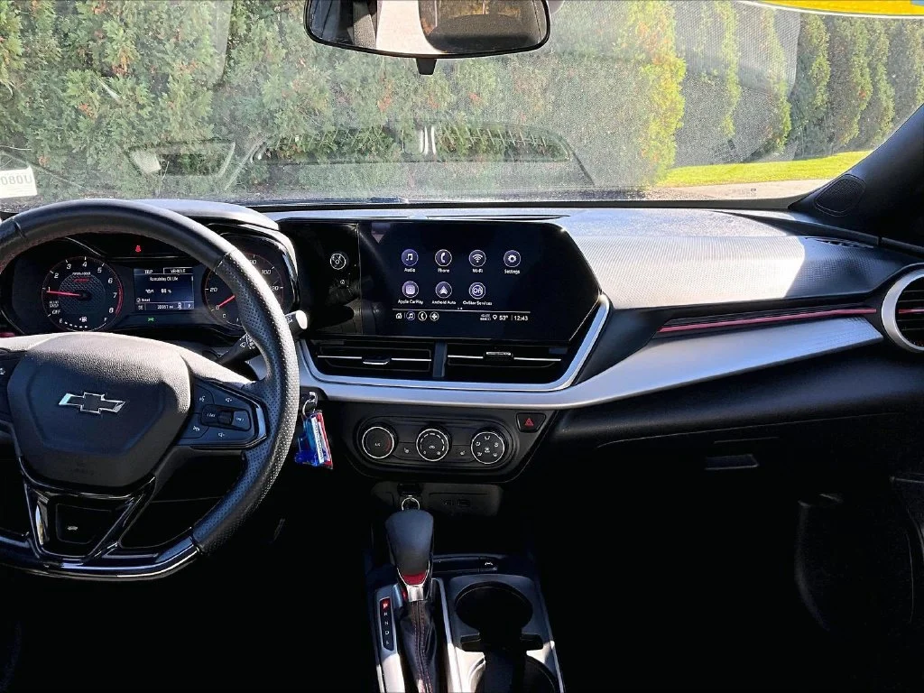 Used 2024 White Chevrolet 1RS image 28