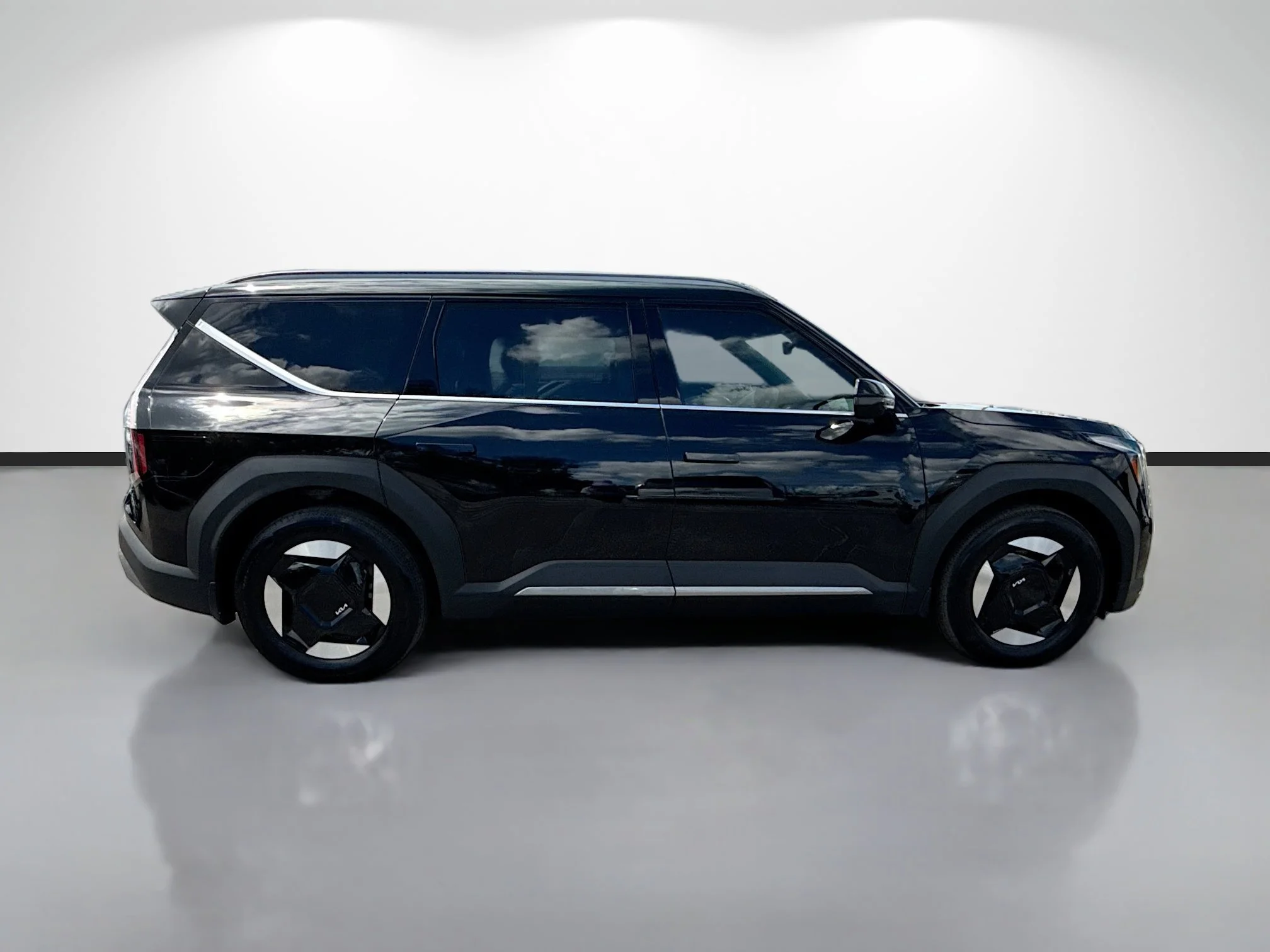 Used 2024 Kia Ev9 Wind with VIN KNDAFFS52R6035809 for sale in Tampa, FL