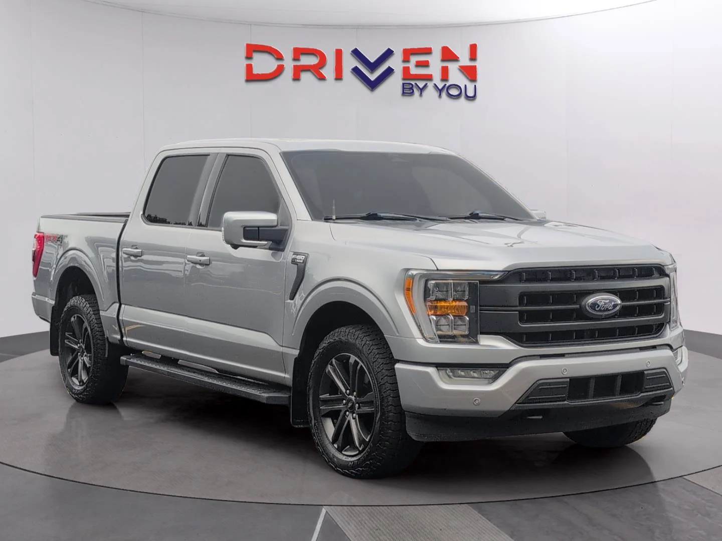 Used 2022 Iconic Silver Ford LARIAT image 8