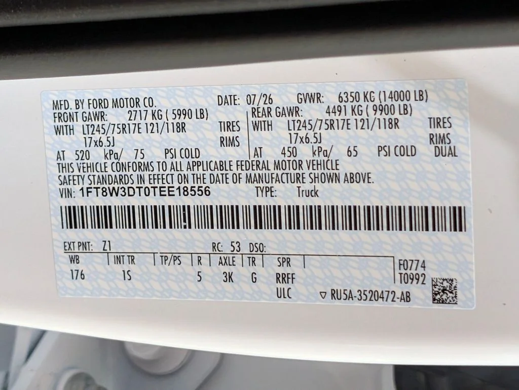 New 2026 Oxford White Ford F-350® XL image 31