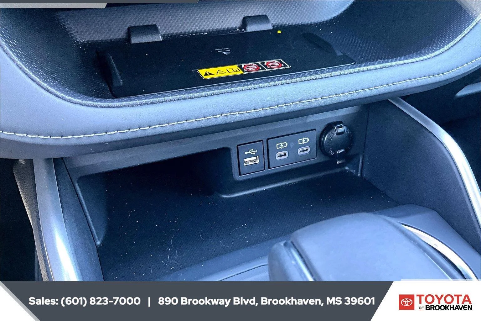 Used 2026 Midnight Black Metallic Toyota XLE image 24