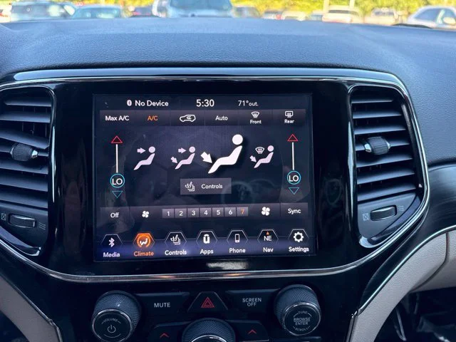 Used 2019 White Jeep Limited image 20