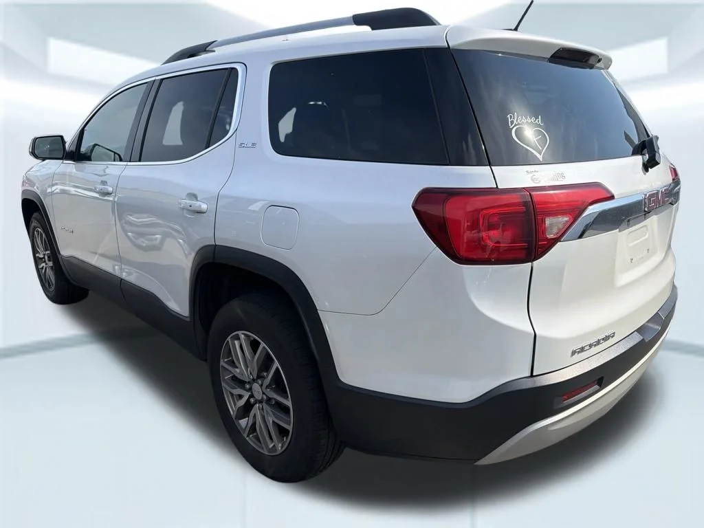 Used 2019 White GMC SLE-2 image 11