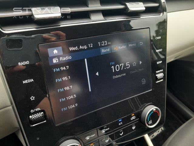 Used 2023 Shimmering Silver Hyundai SEL image 21