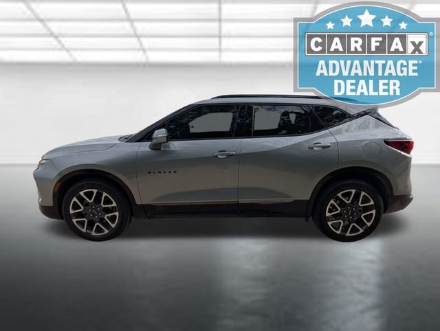 Used 2024 Sterling Gray Metallic Chevrolet RS image 27