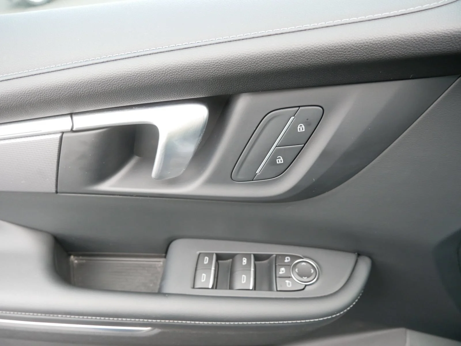 Certified Used 2026 Summit White Buick Sport Touring image 17