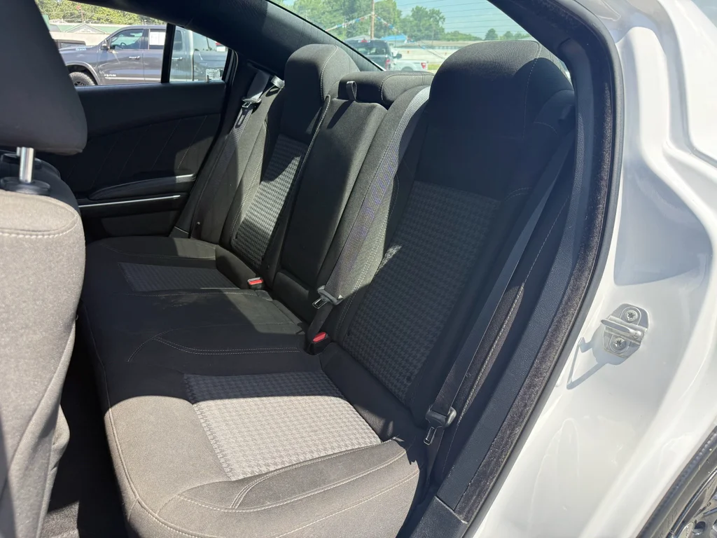 Used 2023 White Knuckle Clearcoat Dodge SXT image 31