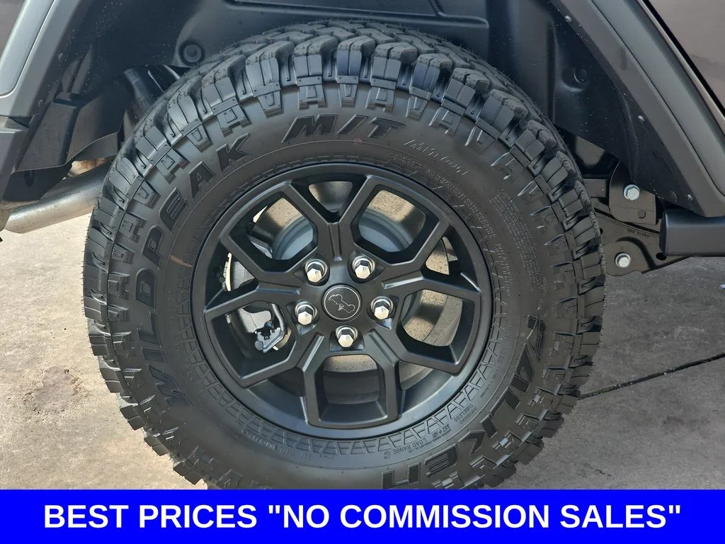 New 2026 Granite Crystal Metallic Clear-Coat Exterior Paint Jeep Willys image 36