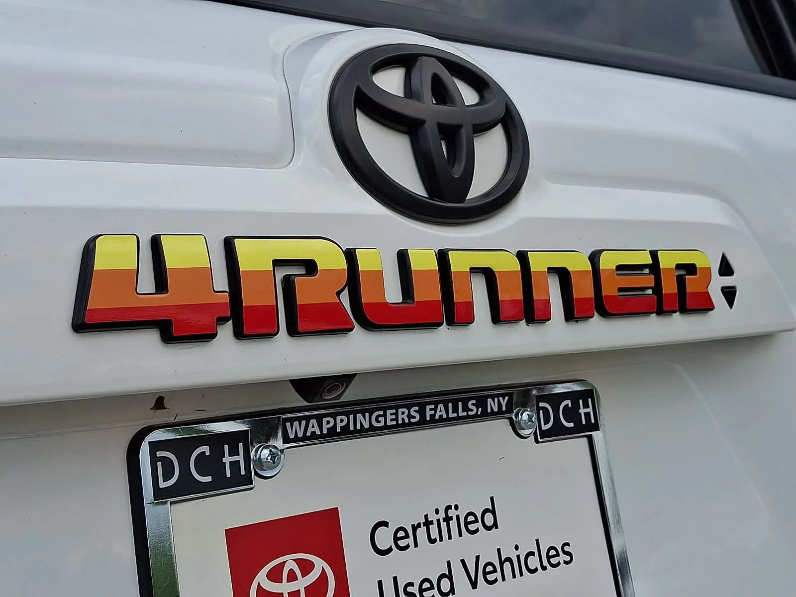 Certified Used 2020 Super White Toyota SR5 Premium image 34