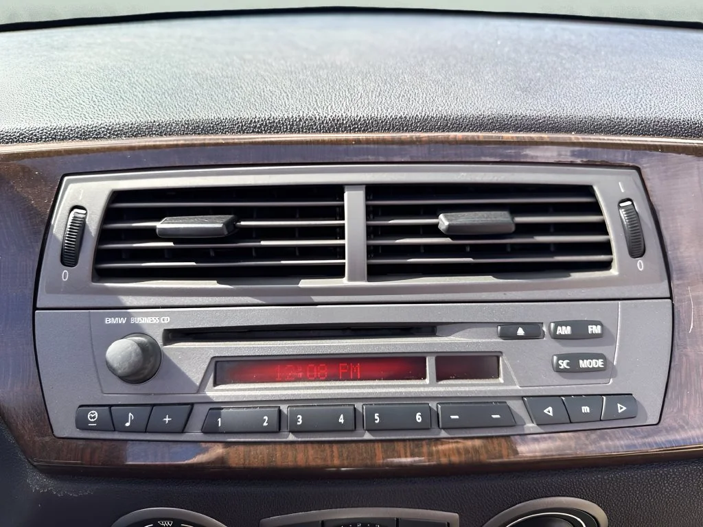 Used 2004  BMW 3.0i image 15