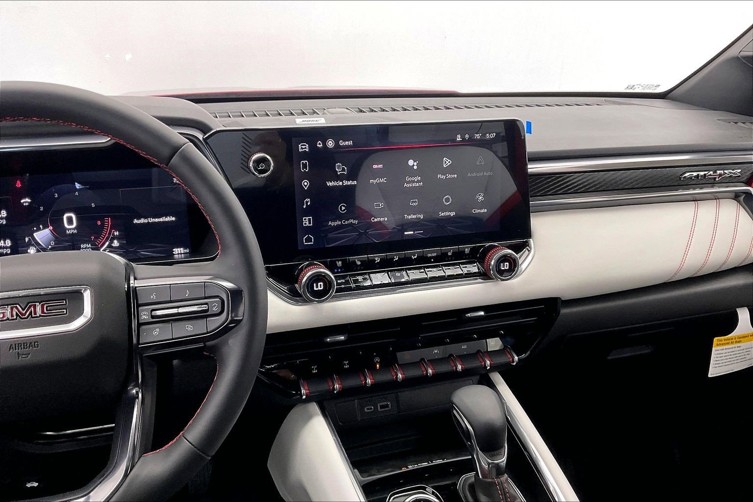 2026 GMC Canyon AT4X - Photo 7