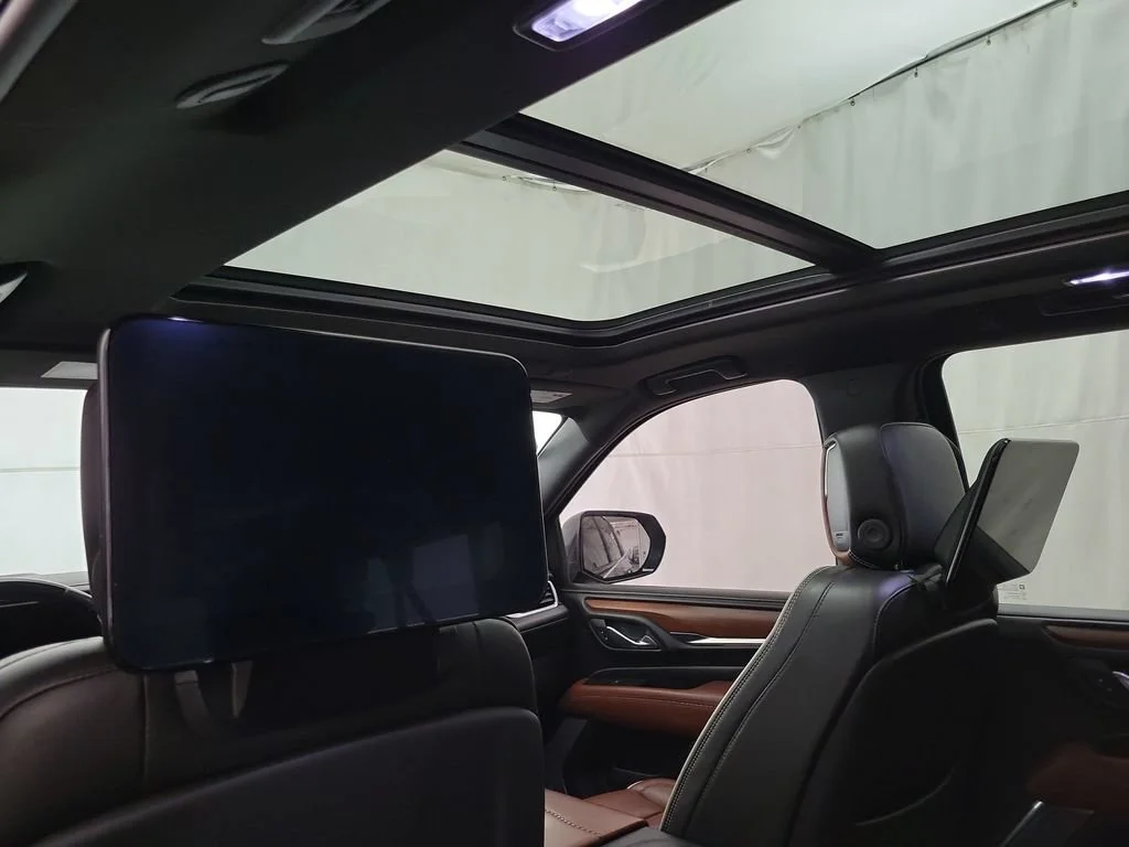 2023 GMC Yukon XL Denali Ultimate - Photo 12