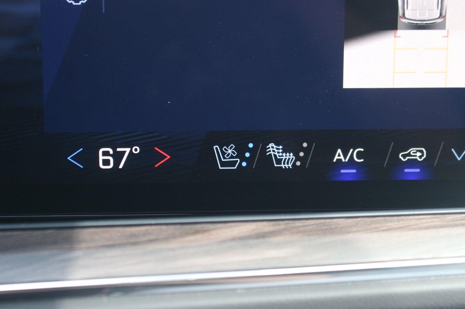 Used 2025 Black Chevrolet Premier image 29