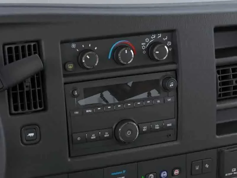 New 2025 Quicksilver Metallic GMC LT image 23