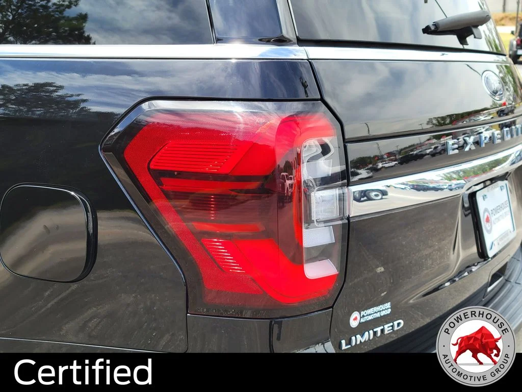 Used 2022 Black Ford Limited image 13