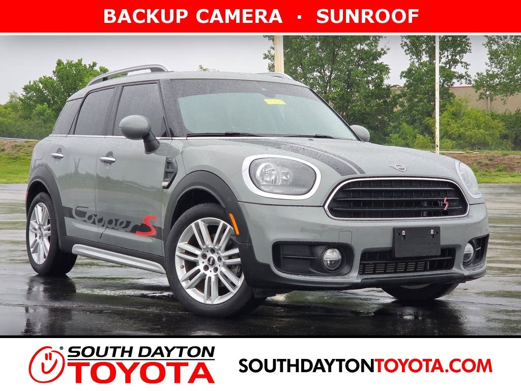 2019 MINI Countryman Cooper Signature's photo